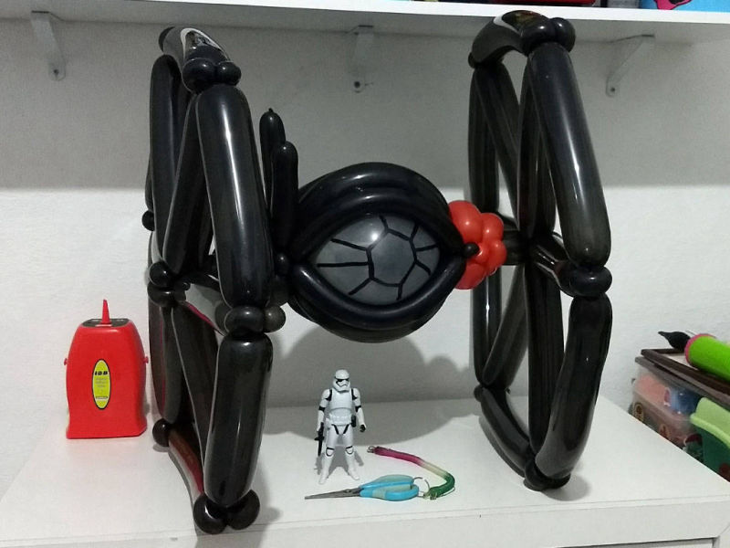Escultura de Balões - Star Wars - Tie Fighter